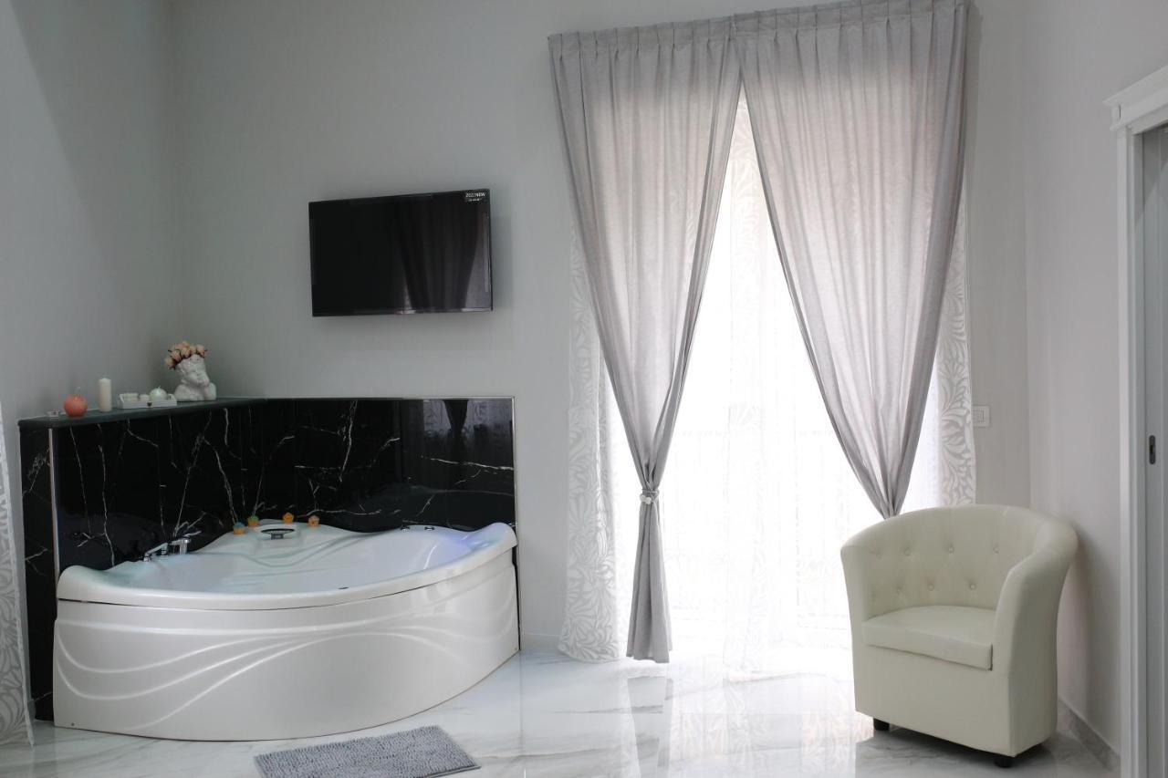 Opera Home Napoli Exteriör bild