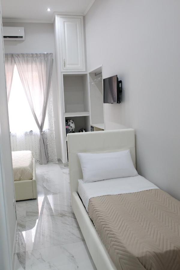 Opera Home Napoli Exteriör bild