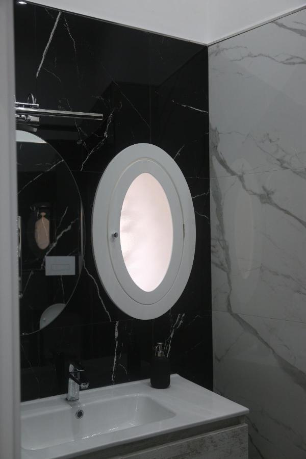 Opera Home Napoli Exteriör bild