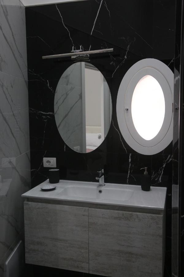 Opera Home Napoli Exteriör bild