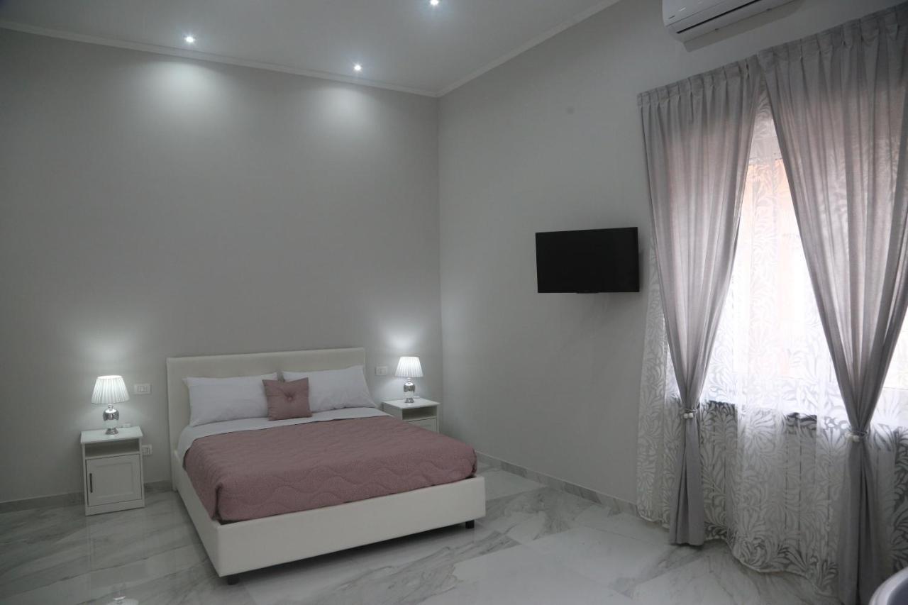 Opera Home Napoli Exteriör bild