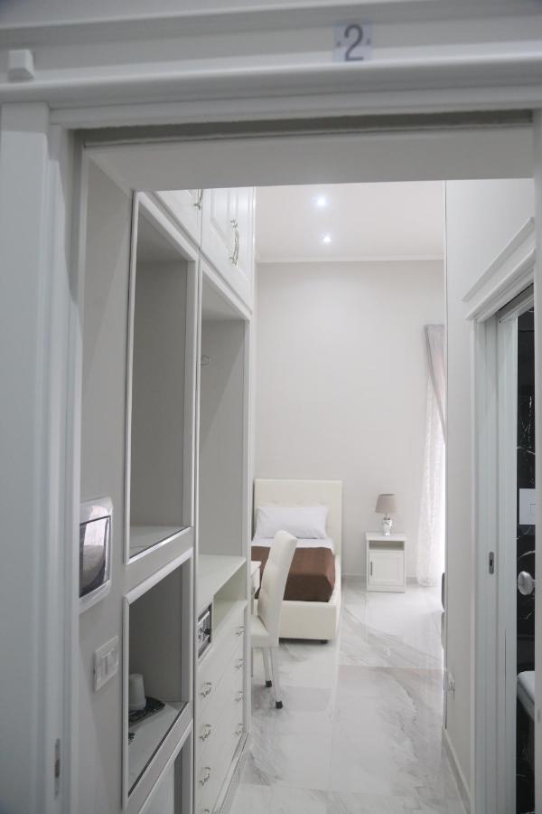 Opera Home Napoli Exteriör bild