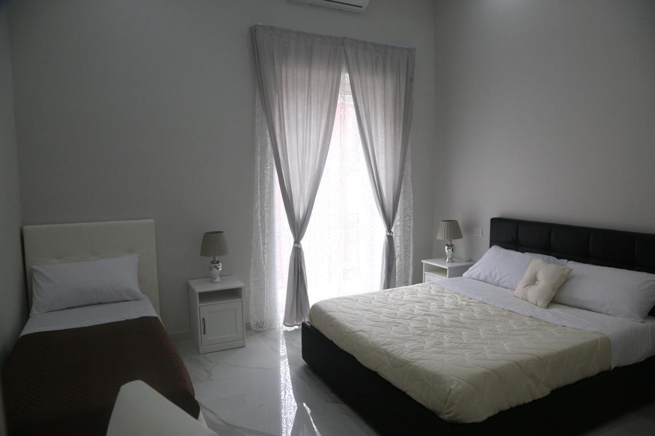 Opera Home Napoli Exteriör bild